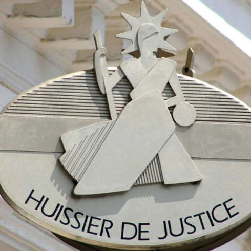 huissiers_de_justice